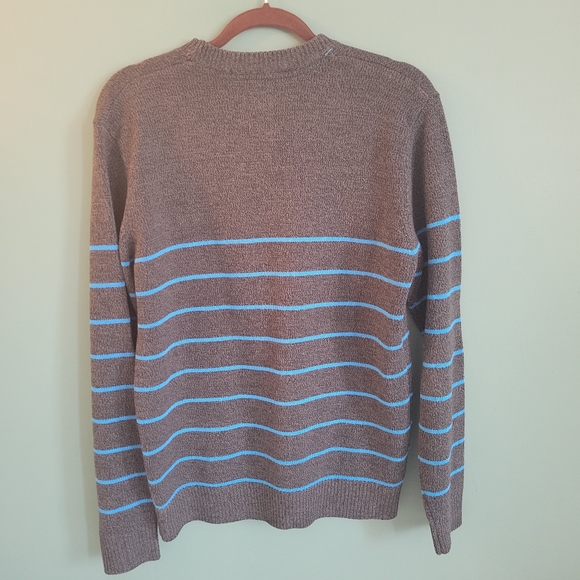 3/20$Billabong sweater - Picture 3 of 3